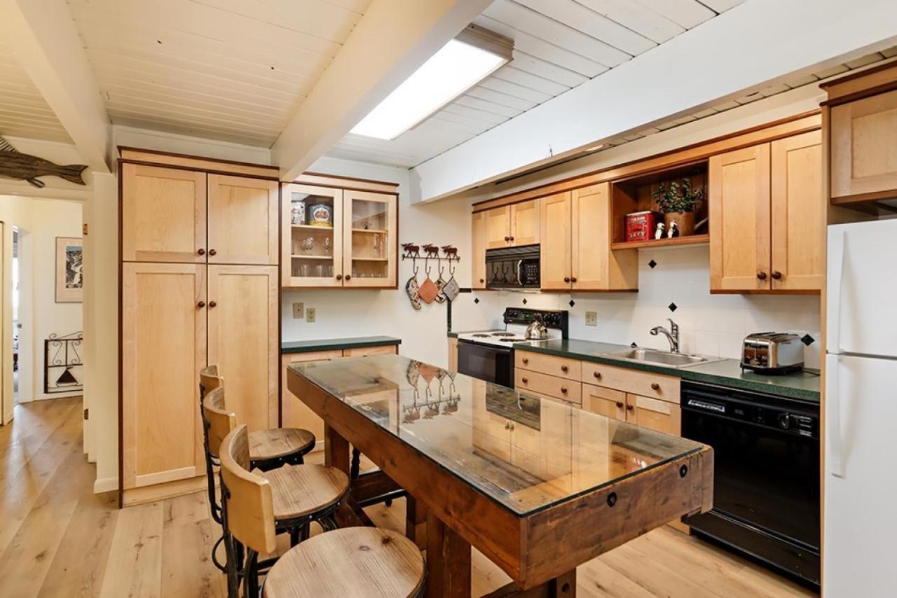 Chateau Dumont Unit 2, Condo With Central, Downtown Location Aspen Exteriör bild