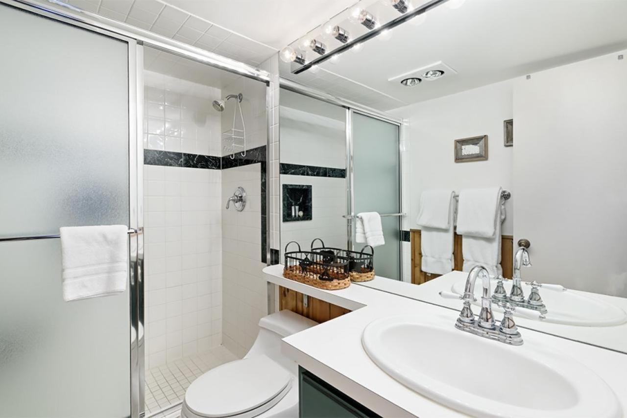 Chateau Dumont Unit 2, Condo With Central, Downtown Location Aspen Exteriör bild